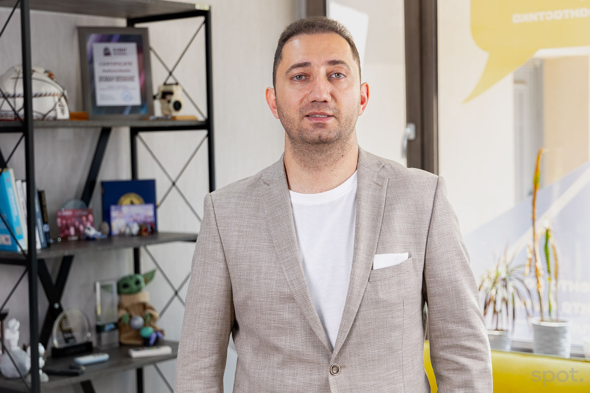 Арсен Длянчев — основатель YARD Business Club